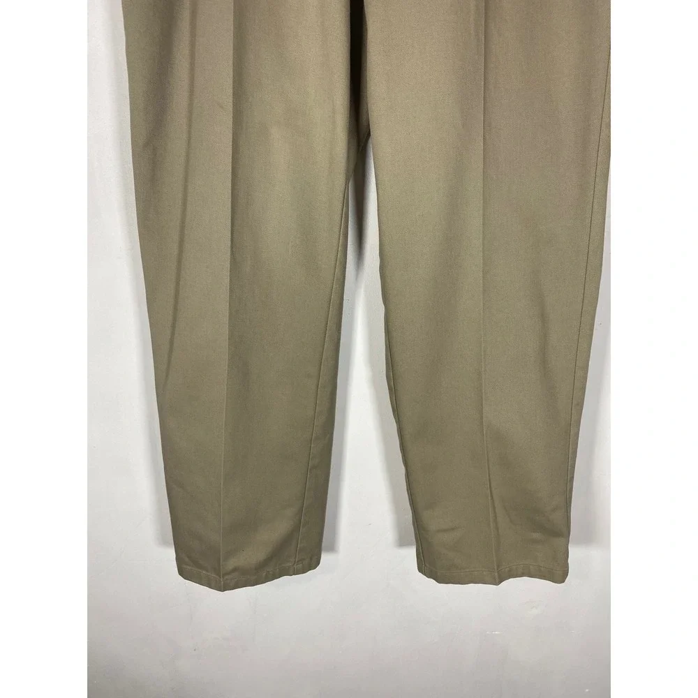 Dockers Classic Fit Khaki Pants 33x32 Flat Front Tan Cotton Chinos Casual